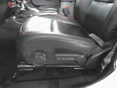 Used 2021 Jeep Gladiator Mojave image 11