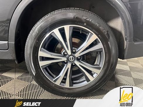 Used 2018 Nissan Rogue SL AWD/4WD image 29
