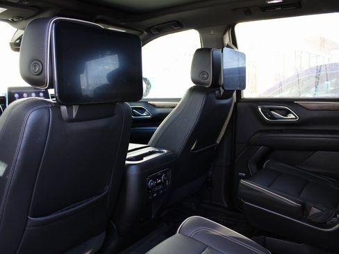 Used 2021 Chevrolet Tahoe Premier image 16