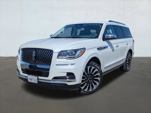 Used 2024 Lincoln Navigator Black Label image 1