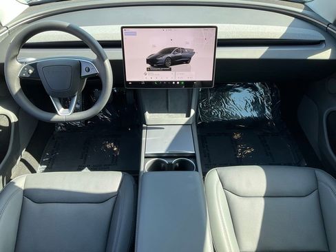Used 2026 Tesla Model 3 AWD/4WD image 41
