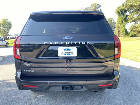 Used 2025 Ford Expedition Active AWD/4WD image 4