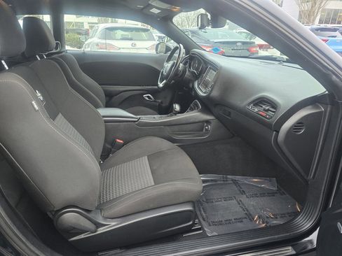 Used 2020 Dodge Challenger R/T Scat Pack w/ Dynamics Package image 12