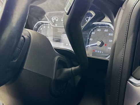 Used 2021 GMC Sierra 1500 Elevation image 17