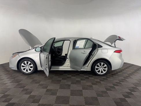 Used 2024 Toyota Corolla LE image 13