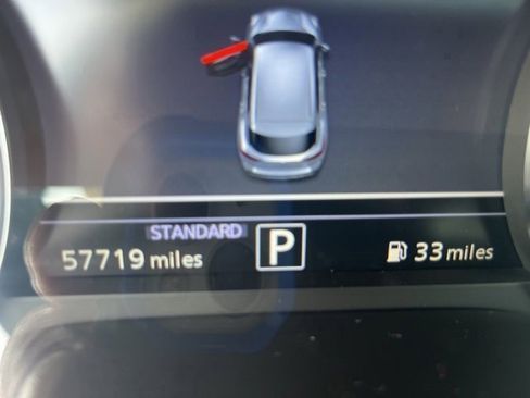 Used 2023 INFINITI QX50 Sport image 15