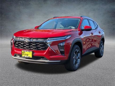 New 2026 Chevrolet Trax LT w/ Driver Confidence Package image 8