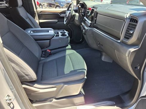 Certified 2024 Chevrolet Silverado 1500 LT w/ Convenience Package II AWD/4WD image 15