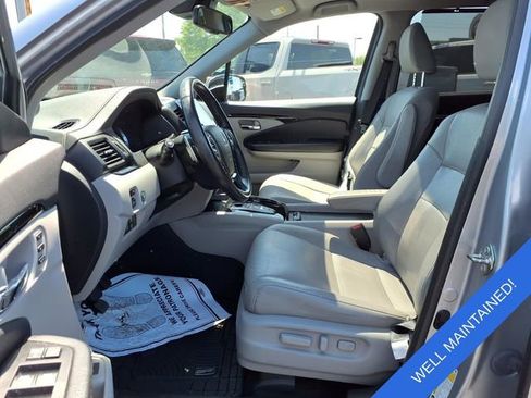 Used 2018 Honda Pilot Touring image 17