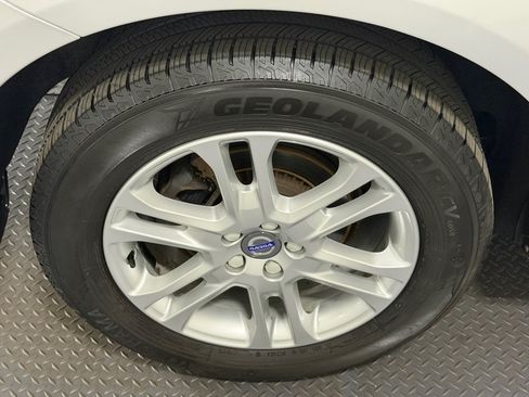 Used 2016 Volvo XC60 T5 Premier w/ Proximity Package AWD/4WD image 19