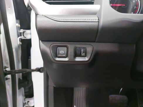 Used 2023 GMC Acadia SLE w/ Driver Convenience Package image 28