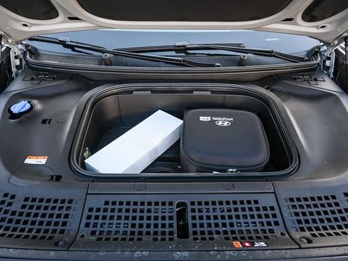 New 2026 Hyundai Ioniq 9 Calligraphy w/ Tow & Go Package image 29