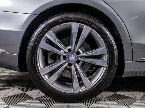 Used 2015 Mercedes-Benz S 550 Sedan image 41