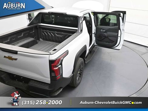 New 2026 Chevrolet Silverado EV LT image 37