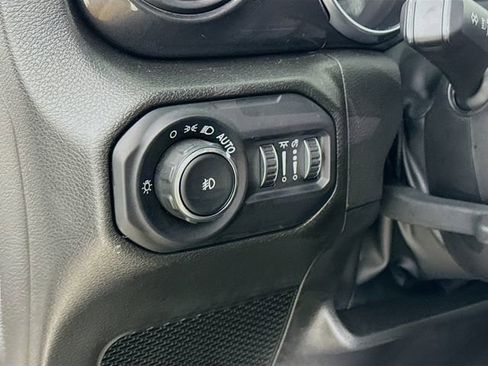 Used 2022 Jeep Wrangler Unlimited Sport image 10