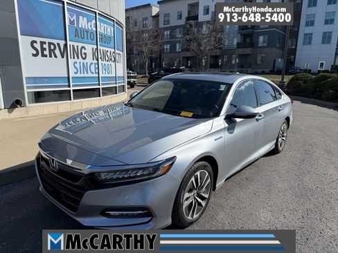 Used 2020 Honda Accord Touring image 1