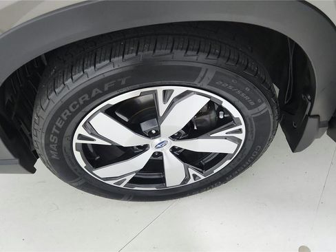 Used 2021 Subaru Forester Touring image 16