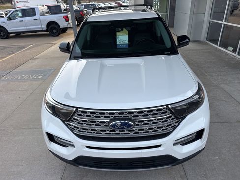Certified 2023 Ford Explorer Limited w/ Limited Technology Package image 11