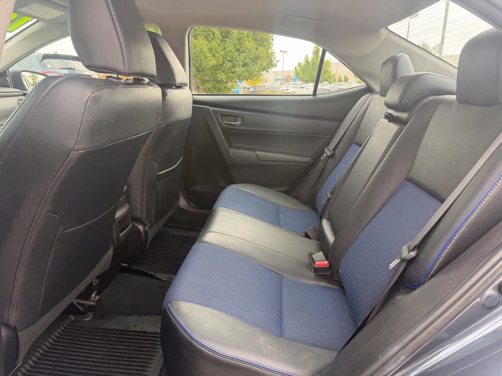 Used 2018 Toyota Corolla SE FWD image 24