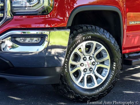 Used 2019 GMC Sierra 1500 SLE w/ SLE Value Package AWD/4WD image 5