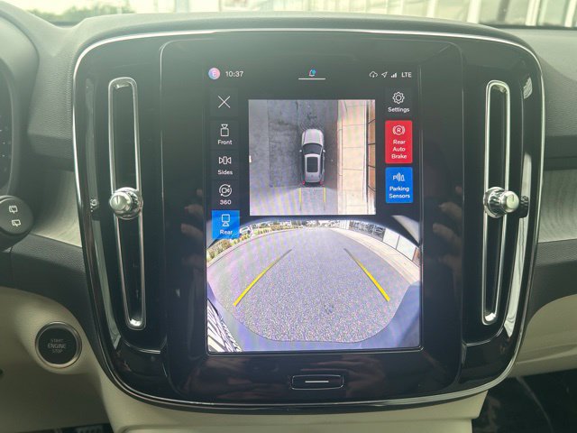 Used 2024 Volvo XC40 B5 Plus w/ Climate Package AWD/4WD image 25