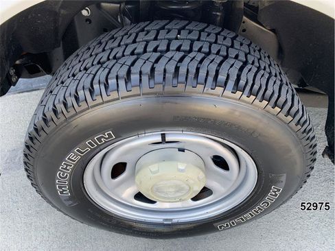 Used 2019 Ford F350 XL w/ Power Equipment Group RWD image 18