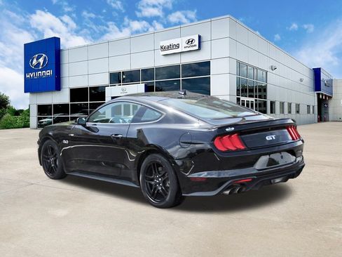 Used 2022 Ford Mustang GT Premium w/ Equipment Group 401A RWD image 7