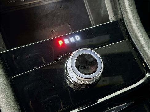 Used 2023 Jeep Grand Cherokee L Laredo image 33