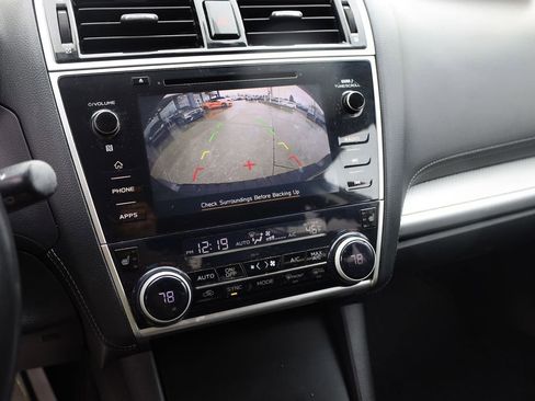Used 2018 Subaru Outback 2.5i Premium AWD/4WD image 15