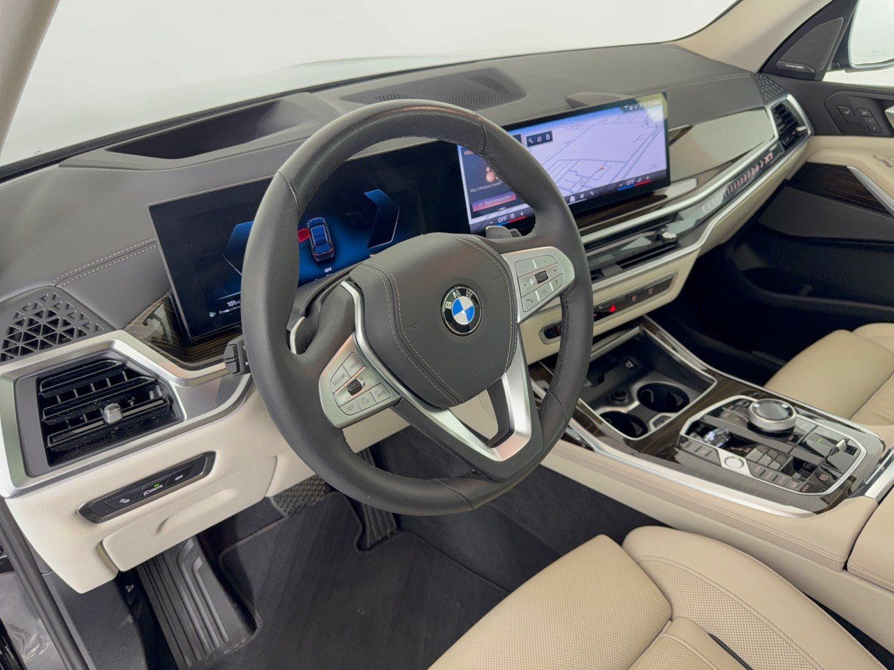 Certified 2026 BMW X7 xDrive40i AWD/4WD image 4