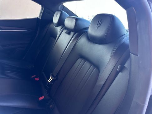 Used 2014 Maserati Ghibli image 27