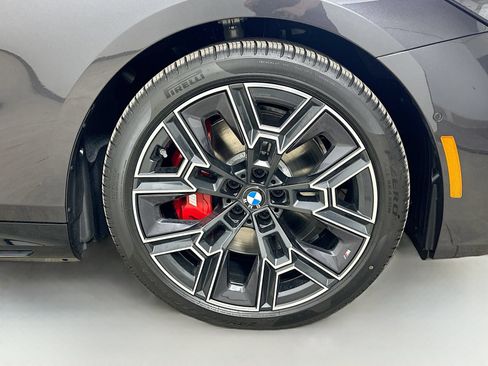 New 2027 BMW i5 xDrive40 w/ M Sport Package AWD/4WD image 10