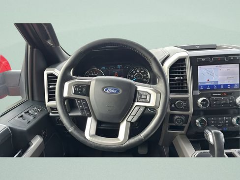 Used 2020 Ford F150 Lariat w/ Equipment Group 502A Luxury AWD/4WD image 13