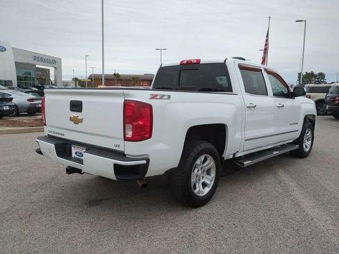 Used 2017 Chevrolet Silverado 1500 LTZ Z71 w/ LTZ Plus Package image 4