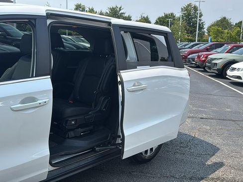 Used 2025 Honda Odyssey EX-L image 25