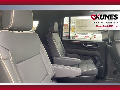 New 2026 GMC Yukon XL Elevation image 45