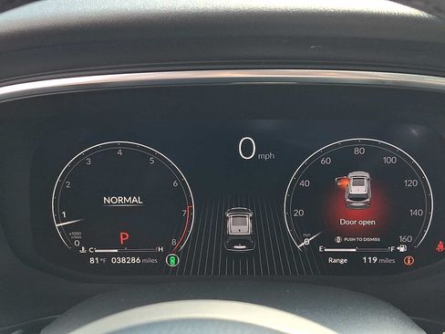 Used 2024 Acura MDX SH-AWD w/ Technology Package image 21