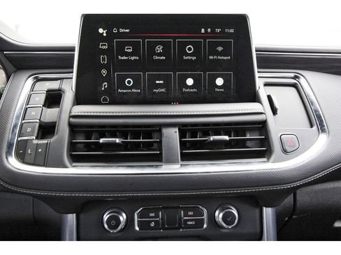Used 2024 GMC Yukon SLT AWD/4WD image 20