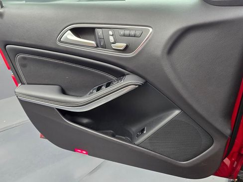 Used 2020 Mercedes-Benz GLA 250 image 26