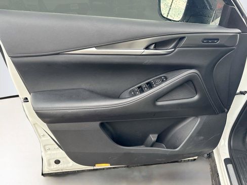 Used 2023 INFINITI QX60 Luxe w/ Cargo Package FWD image 7