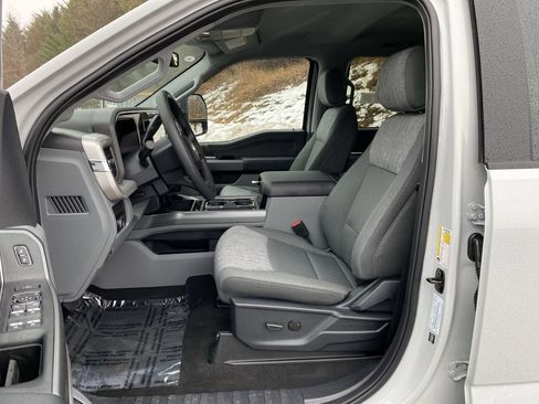 New 2026 Ford F350 XLT w/ XLT Premium Package image 4