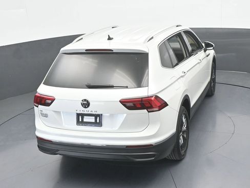 Used 2023 Volkswagen Tiguan SE image 50