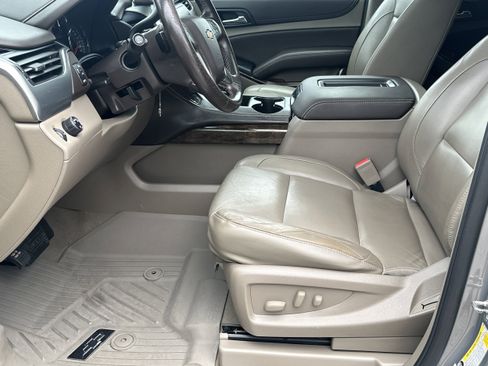 Used 2019 Chevrolet Tahoe LT RWD image 9