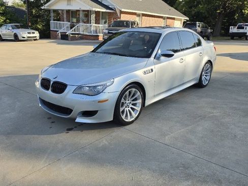Used 2008 BMW M5 RWD image 1