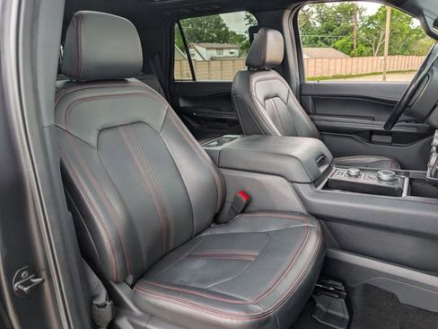 Used 2023 Ford Expedition Max Limited image 27