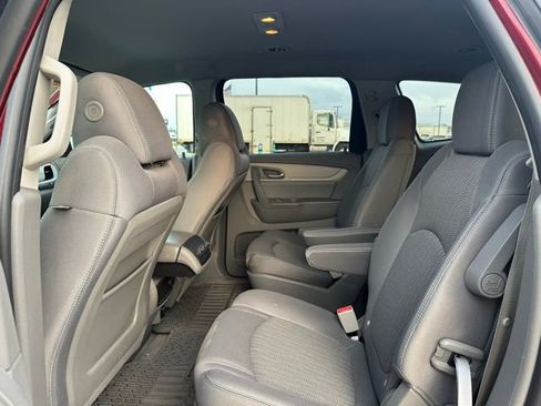 Used 2016 Chevrolet Traverse LT w/ Style and Technology Package image 13