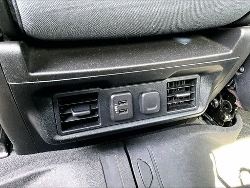 Used 2019 Chevrolet Silverado 1500 LT w/ All-Star Edition AWD/4WD image 12
