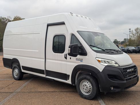 New 2025 RAM ProMaster 3500 image 9