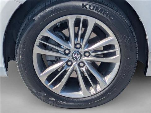 Used 2017 Toyota Camry SE FWD image 23