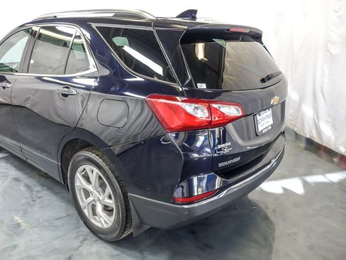 Used 2021 Chevrolet Equinox Premier AWD/4WD image 10